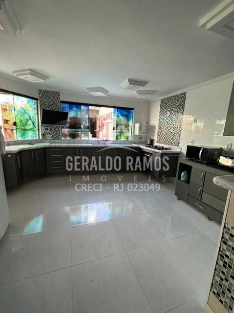 Casa à venda com 5 quartos, 299m² - Foto 27