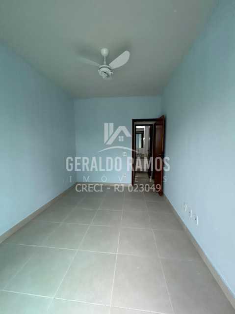 Apartamento à venda com 2 quartos, 100m² - Foto 13