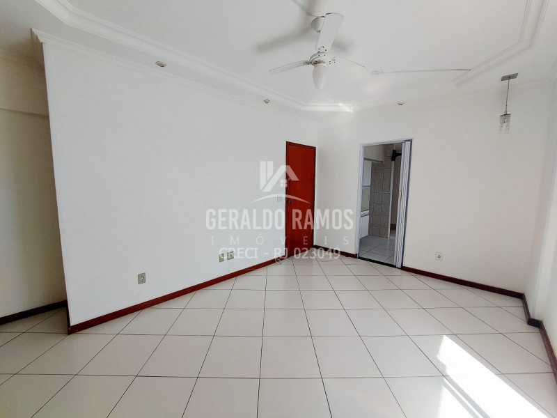Apartamento para alugar com 2 quartos, 105m² - Foto 2