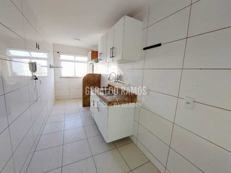 Cobertura, 3 quartos, 223 m² - Foto 6