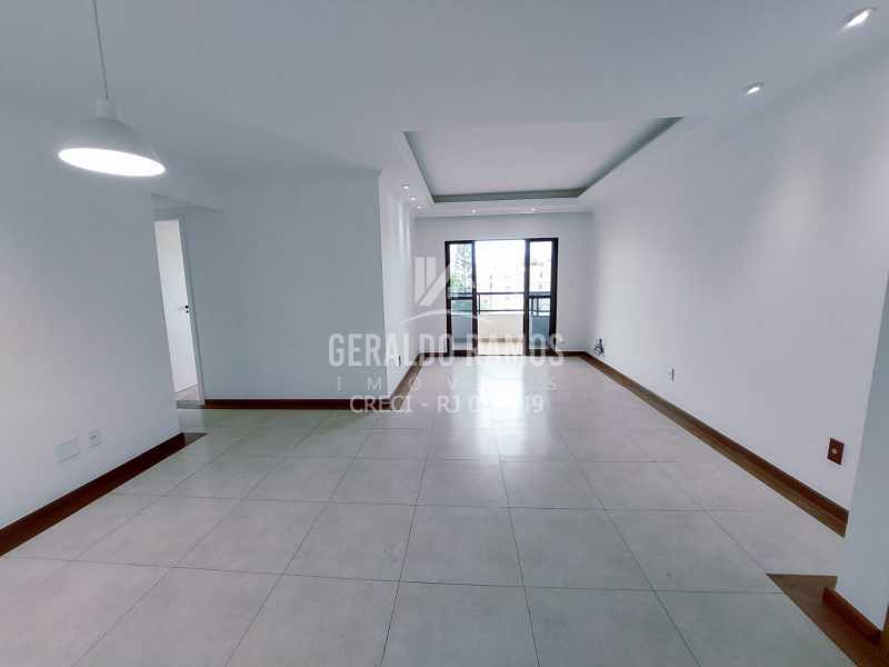 Apartamento, 3 quartos, 105 m² - Foto 2
