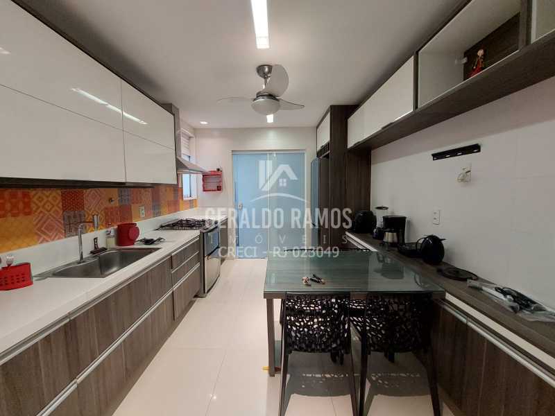Cobertura, 4 quartos, 300 m² - Foto 5
