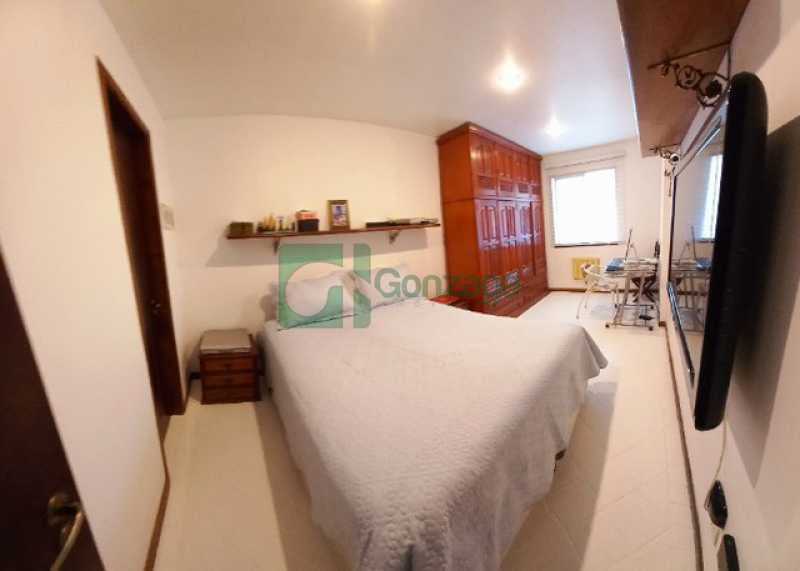 Apartamento à venda com 3 quartos, 110m² - Foto 7