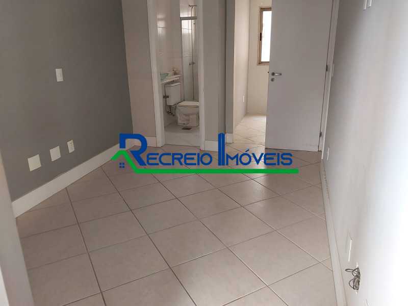 Apartamento à venda com 3 quartos, 117m² - Foto 7