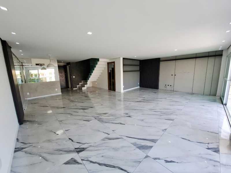 Cobertura, 4 quartos, 210 m² - Foto 1