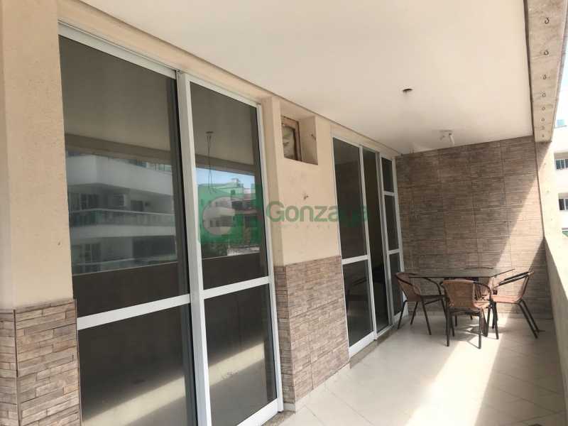 Apartamento à venda com 3 quartos, 130m² - Foto 20