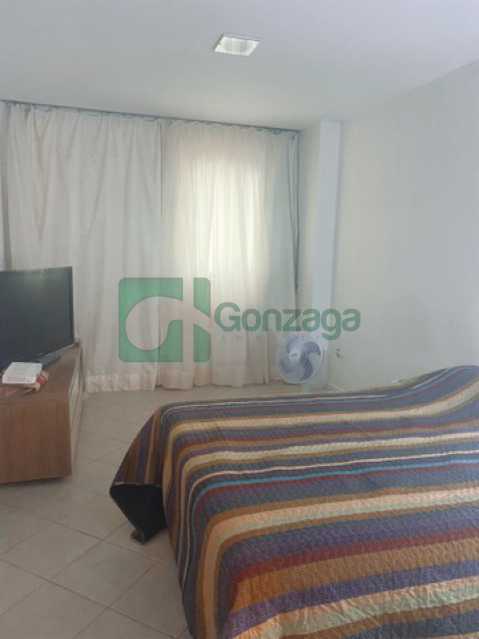 Apartamento à venda com 3 quartos, 130m² - Foto 13