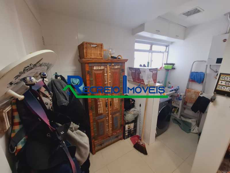 Cobertura à venda com 4 quartos, 188m² - Foto 17