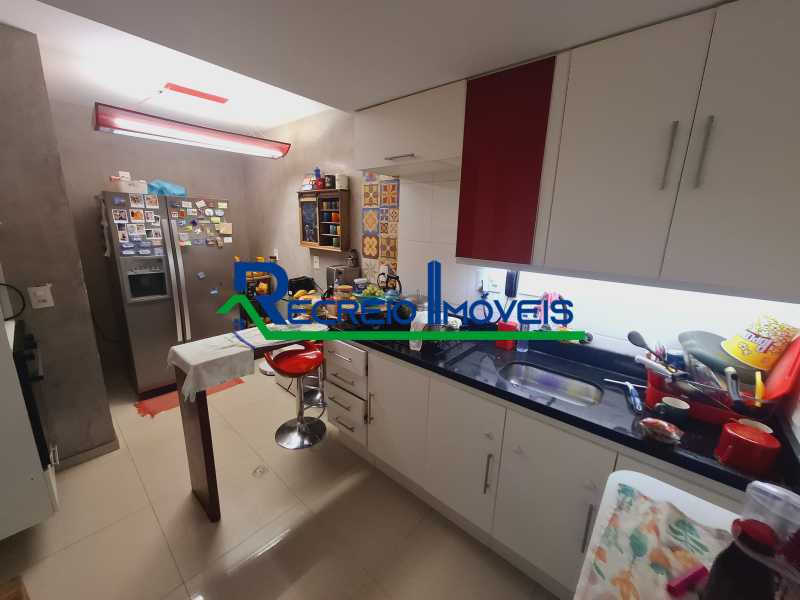 Cobertura à venda com 4 quartos, 188m² - Foto 18