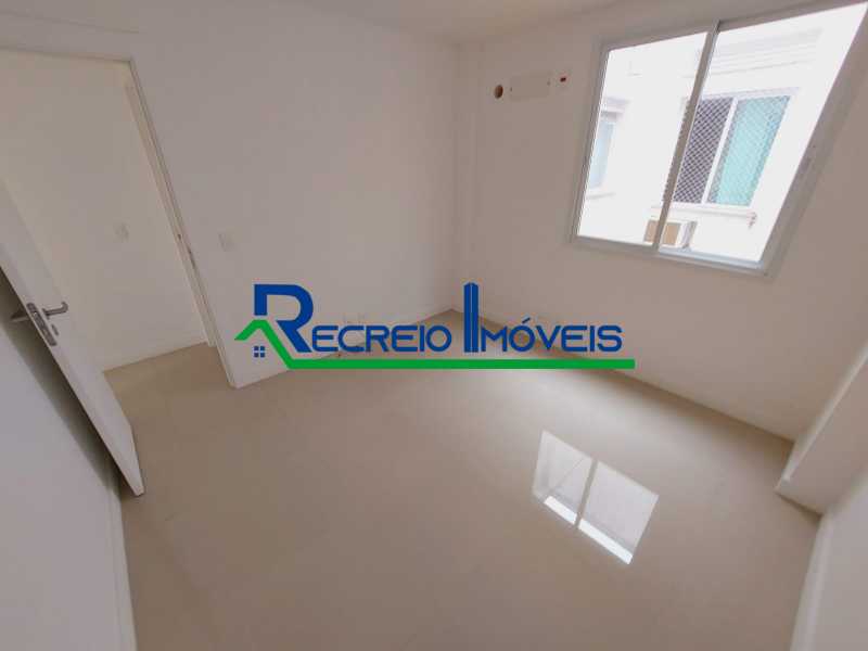 Cobertura à venda com 3 quartos, 219m² - Foto 17