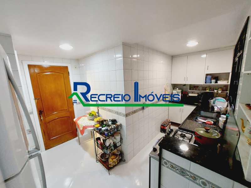 Apartamento à venda com 2 quartos, 87m² - Foto 14