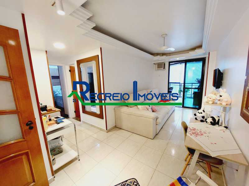 Apartamento à venda com 2 quartos, 87m² - Foto 28