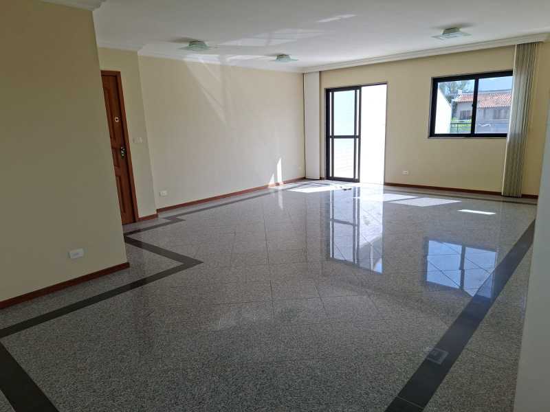 Cobertura, 3 quartos, 207 m² - Foto 1