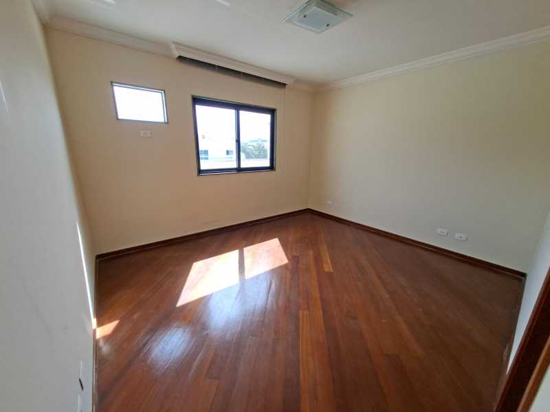 Cobertura, 3 quartos, 207 m² - Foto 24