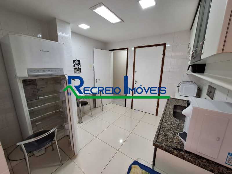 Apartamento à venda com 3 quartos, 102m² - Foto 18