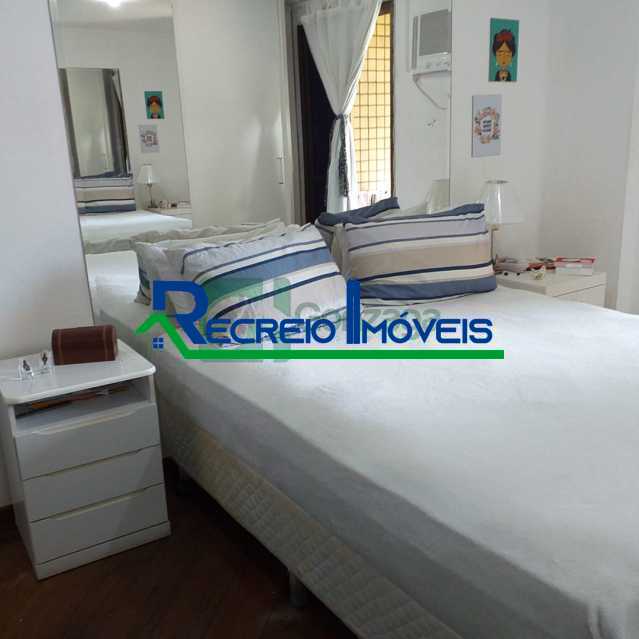 Apartamento à venda com 3 quartos, 128m² - Foto 19