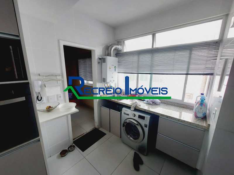 Apartamento à venda com 3 quartos, 120m² - Foto 12