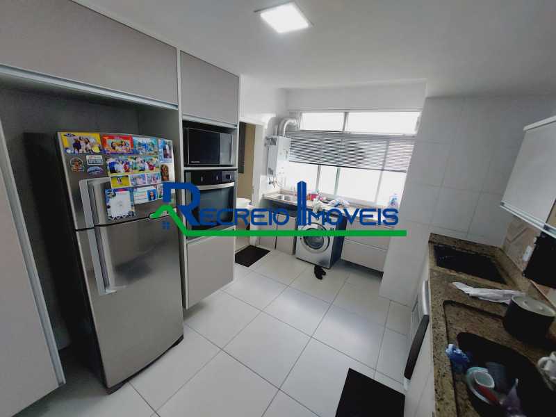 Apartamento à venda com 3 quartos, 120m² - Foto 11