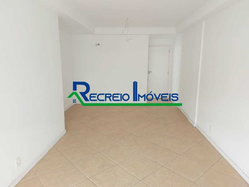 Apartamento à venda com 3 quartos, 113m² - Foto 7