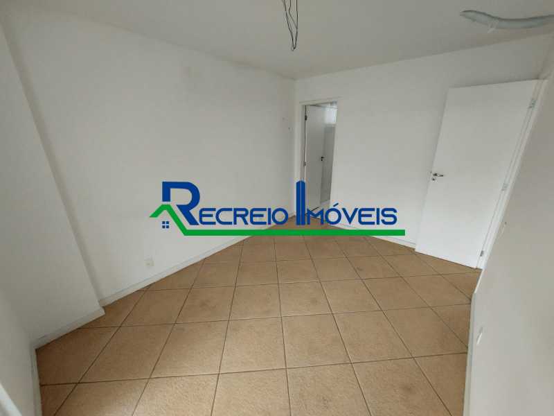 Apartamento à venda com 3 quartos, 113m² - Foto 16