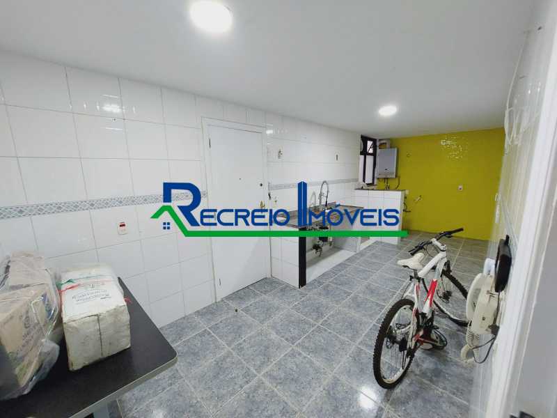 Apartamento à venda com 4 quartos, 170m² - Foto 4