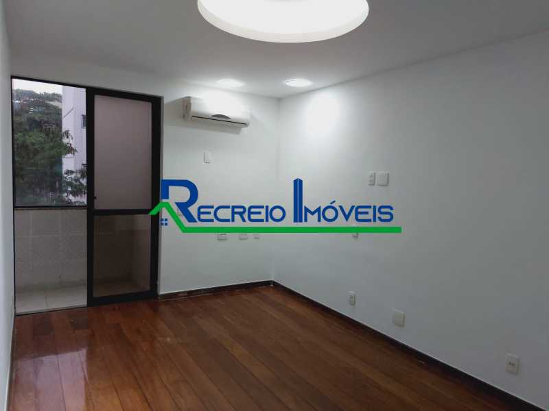 Apartamento à venda com 4 quartos, 170m² - Foto 22