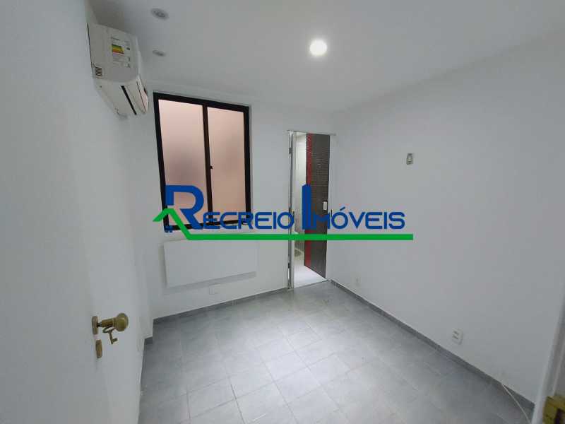 Apartamento à venda com 4 quartos, 170m² - Foto 25