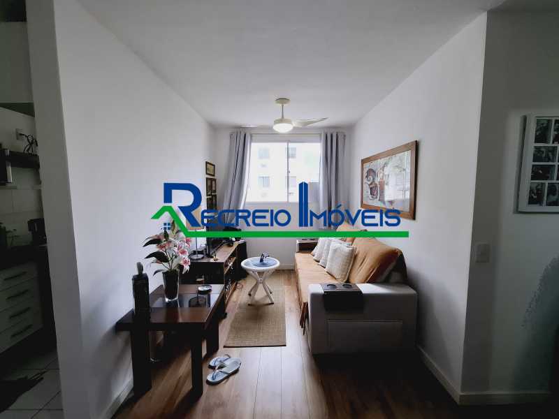 Apartamento à venda com 2 quartos, 49m² - Foto 9