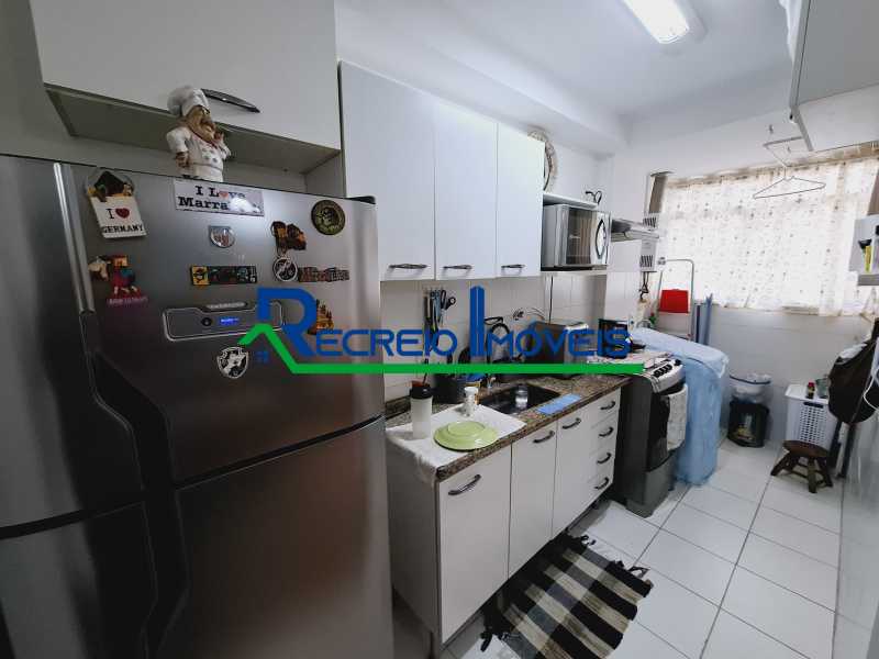 Apartamento à venda com 2 quartos, 49m² - Foto 20