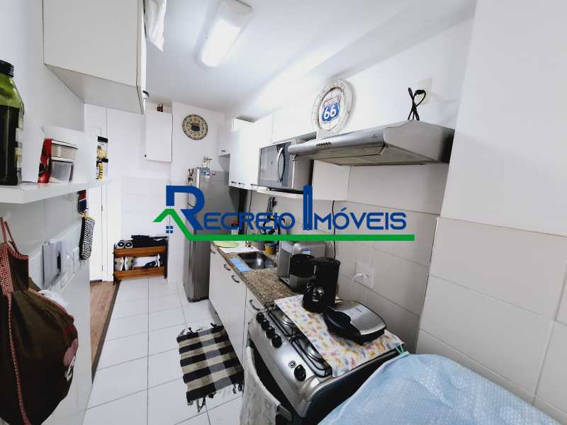 Apartamento à venda com 2 quartos, 49m² - Foto 21