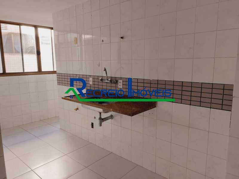 Apartamento à venda com 3 quartos, 132m² - Foto 9