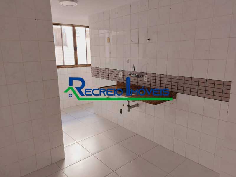 Apartamento à venda com 3 quartos, 132m² - Foto 13