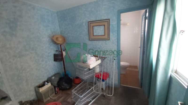 Apartamento à venda com 3 quartos, 140m² - Foto 6