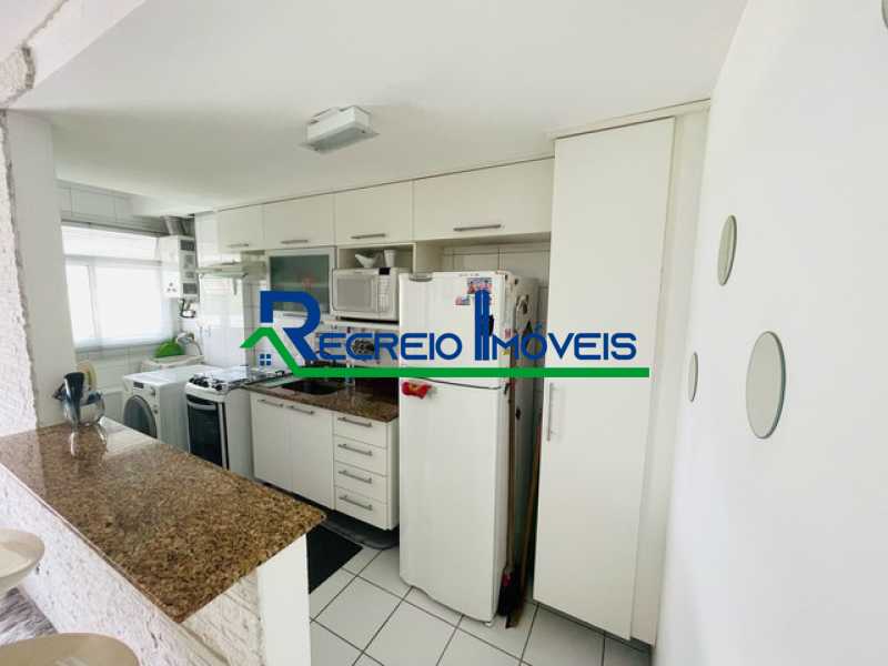 Apartamento à venda com 2 quartos, 68m² - Foto 6