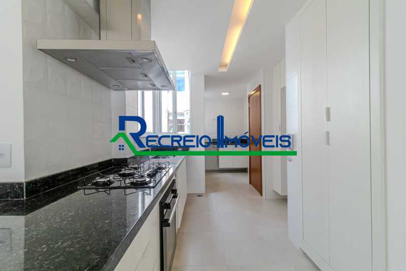 Apartamento à venda com 3 quartos, 135m² - Foto 8