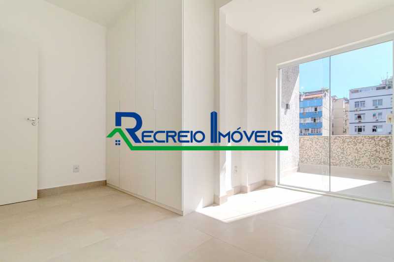 Apartamento à venda com 3 quartos, 135m² - Foto 3