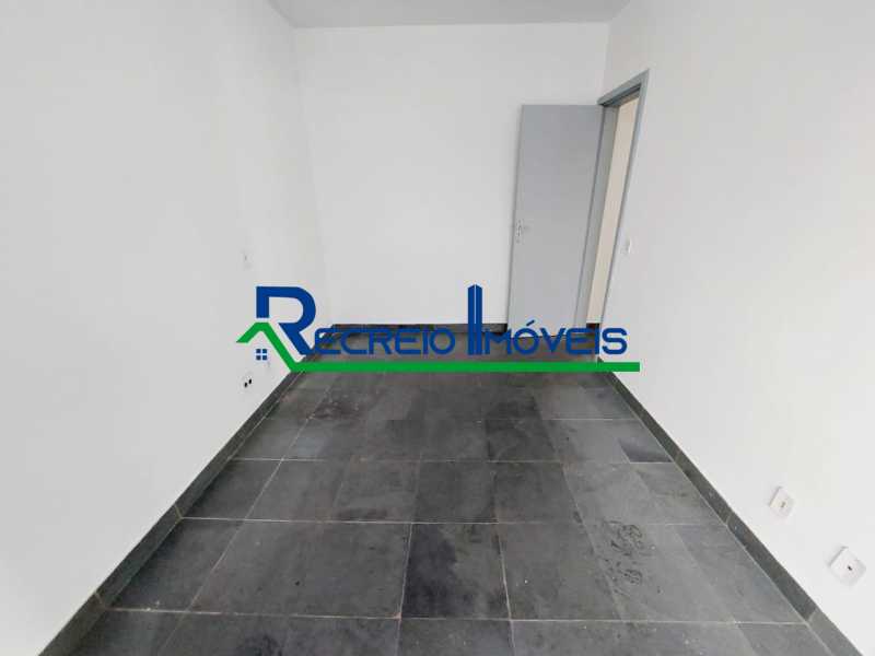 Apartamento à venda com 4 quartos, 228m² - Foto 11