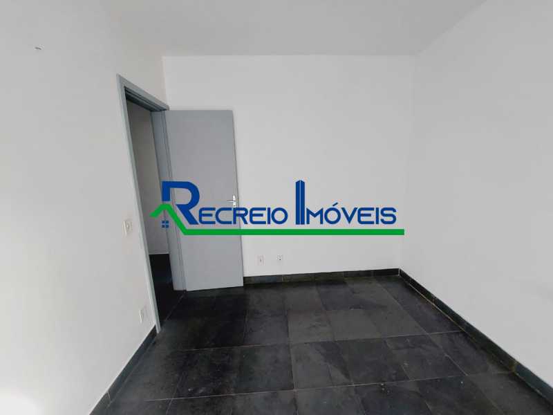 Apartamento à venda com 4 quartos, 228m² - Foto 24