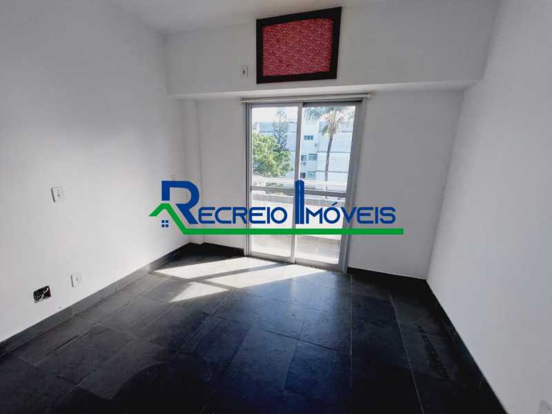 Apartamento à venda com 4 quartos, 228m² - Foto 26