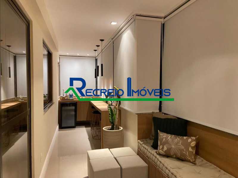 Apartamento à venda com 3 quartos, 86m² - Foto 2