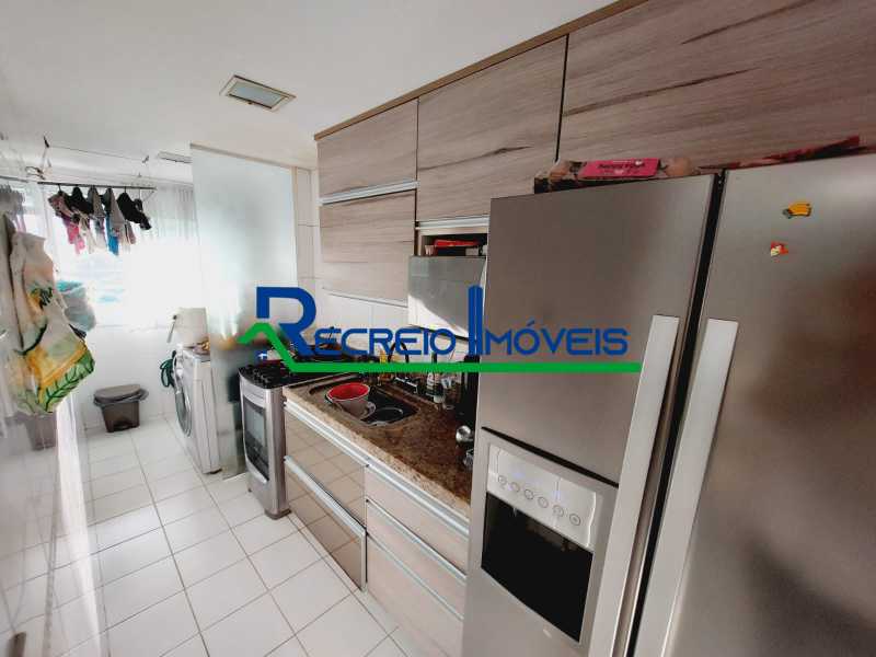 Apartamento à venda com 2 quartos, 82m² - Foto 14