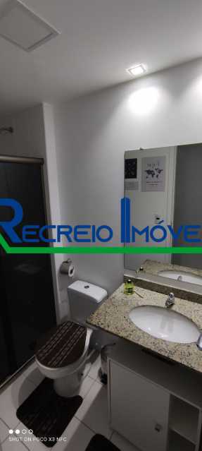 Apartamento à venda com 2 quartos, 65m² - Foto 19