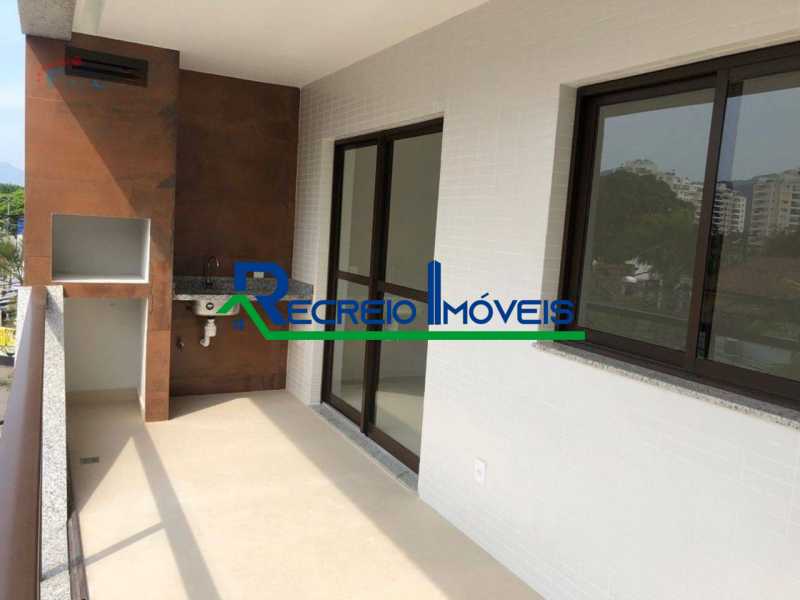 Apartamento à venda com 3 quartos, 77m² - Foto 1