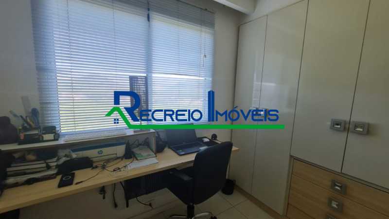 Apartamento à venda com 2 quartos, 64m² - Foto 16