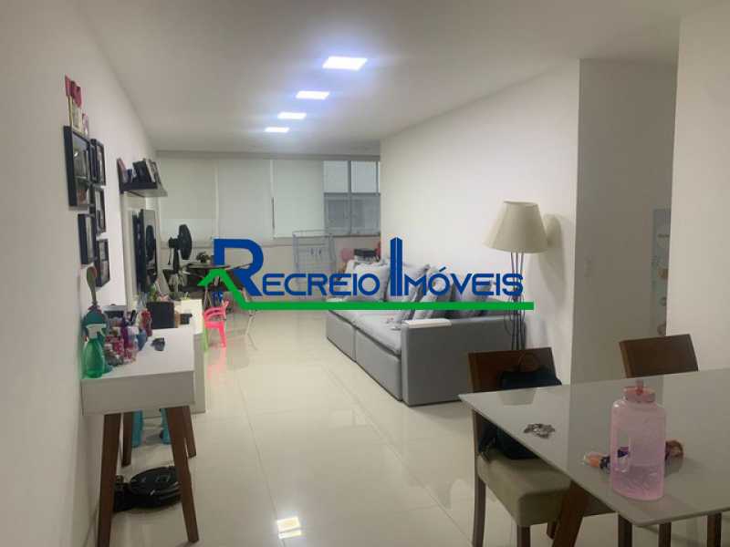 Apartamento à venda com 3 quartos, 103m² - Foto 1