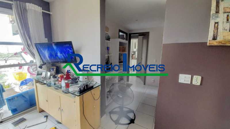 Apartamento à venda com 3 quartos, 70m² - Foto 3