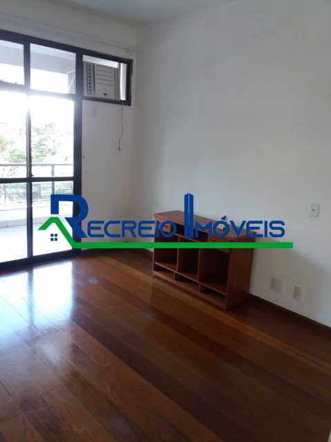 Apartamento à venda com 3 quartos, 154m² - Foto 18