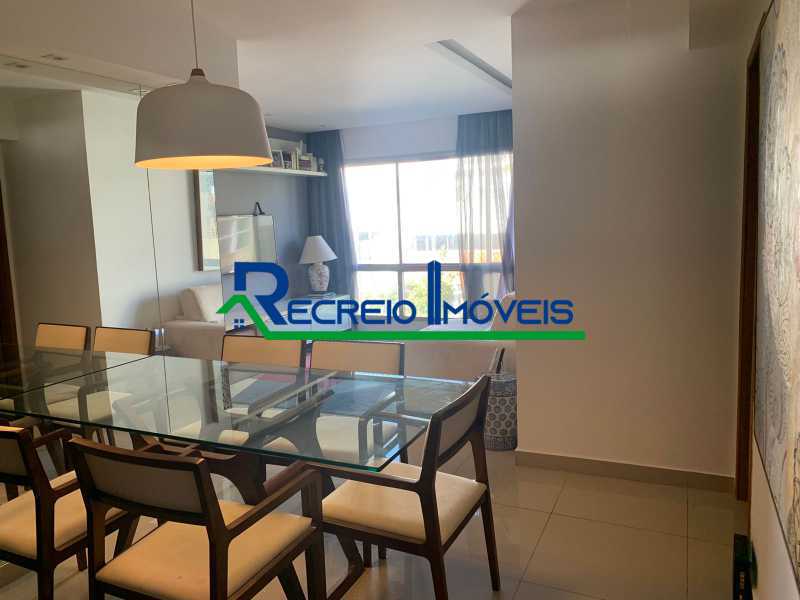 Apartamento à venda com 3 quartos, 90m² - Foto 2