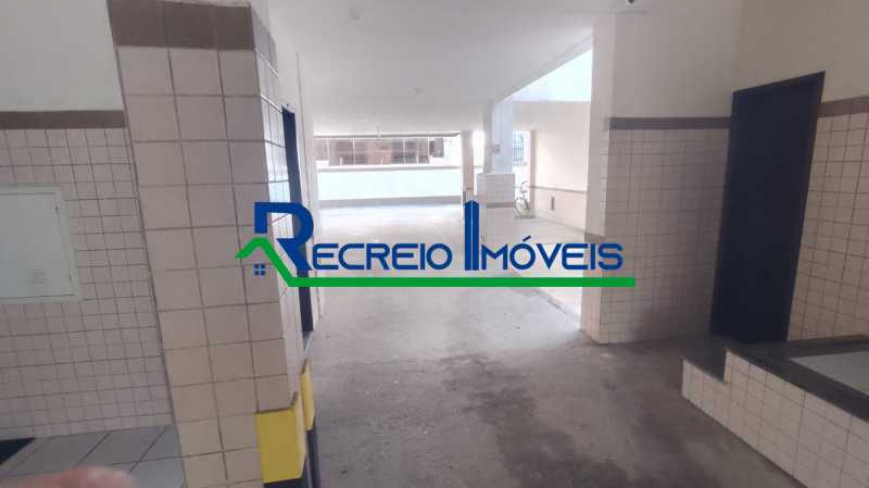 Cobertura à venda com 4 quartos, 250m² - Foto 23