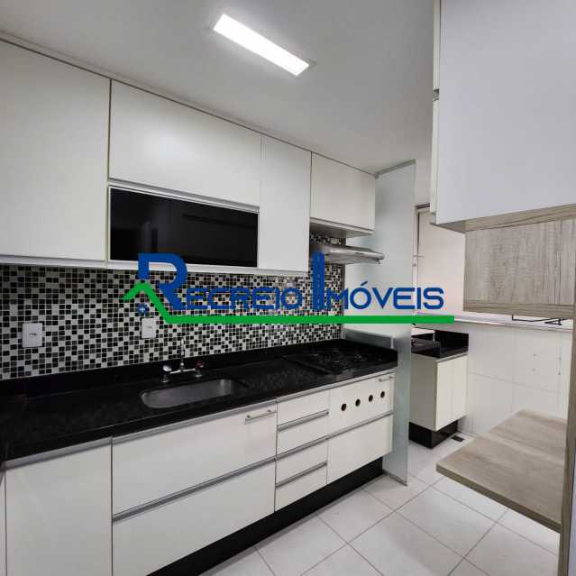 Apartamento à venda com 3 quartos, 110m² - Foto 3